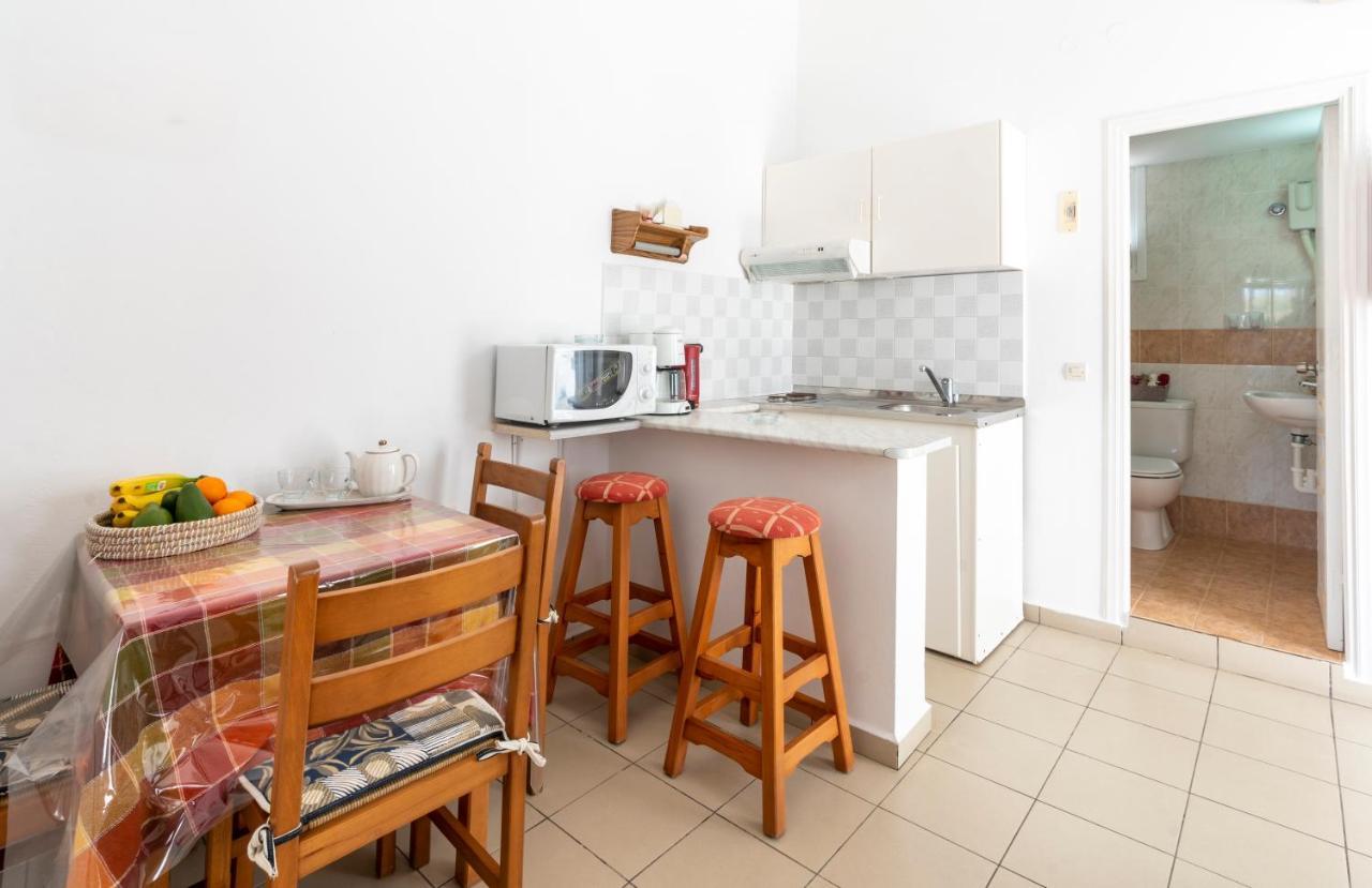 Tassos Apartments I อลินดา ภายนอก รูปภาพ